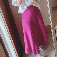 GU 綺麗なピンクのロングスカート　Mサイズの画像