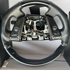 200系　クラウン　ステアリングの画像