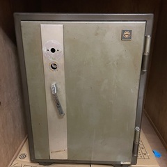 ジャンク品　金庫　ヴィンテージ品　昭和レトロ