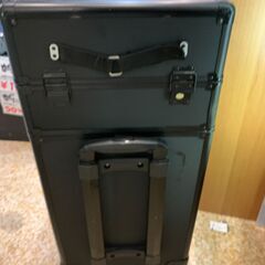 メイクボックス付きキャリーケース ヘアメイクの画像