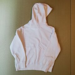 UNIQLO  130cm パーカーの画像