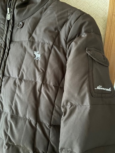 中古　ダウンジャケット【アバクロ】