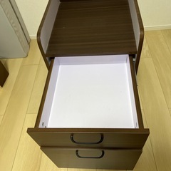 サイドテーブルの画像