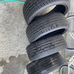 21年製/19インチの画像