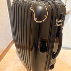 キャリーケース　黒　機内持込み可