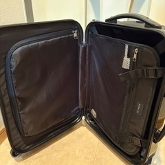 キャリーケース　黒　機内持込み可の画像