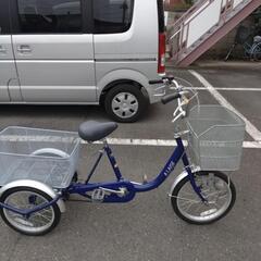 大人用三輪自転車の画像