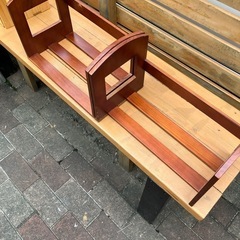 幅の広がる本棚
の画像