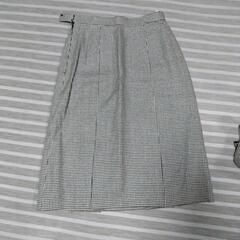 シルク混レディースノーカラースーツ 未使用訳ありの画像