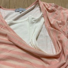 授乳服 ピンクのストライプトップスの画像