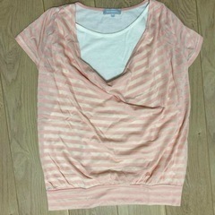 授乳服 ピンクのストライプトップス