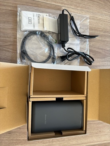 ほぼ未使用！docomoホームWi-Fi HR01