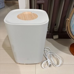 ジャンク品　　加湿器