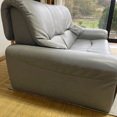 2人掛けソファーの画像