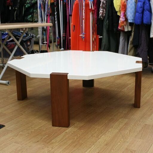 ホクレンホームセンター取扱品 八角形天板テーブル 幅110×奥行105.5×高さ38cm 折りたたみ可能 白エナメル塗装 リビングテー