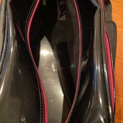 エナメルバックの画像