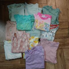 【取引中】子供服　90、95、100サイズ　半袖+パジャマ+長袖羽織り　38点セットの画像