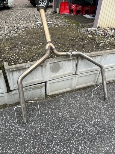 200系クラウン　平成24年式　4WDで使用マフラー