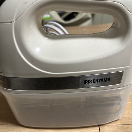 アイリス\nオーヤマ(IRIS OHYAMA) ハンドミキサー 電源コード、ビーターが収納できるケース付き ホワイト PMK-H01-W