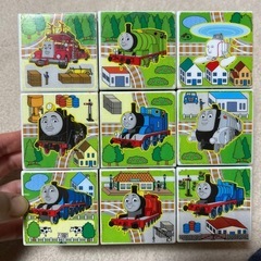 トーマスキューブパズルの画像