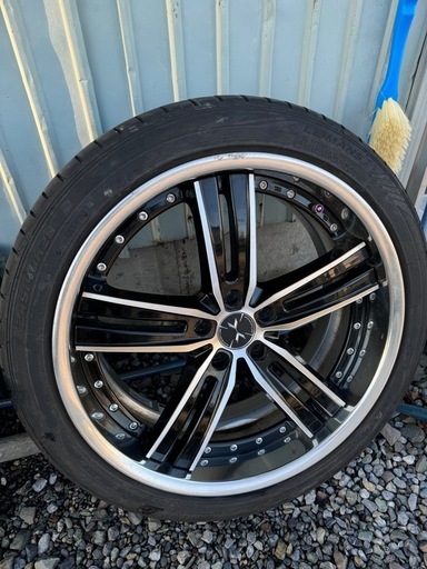 車のホイール、タイヤ、30系アルファード•ヴェルファイア