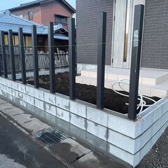 DIYでエクステリア工事（外構工事）をご検討の方必見！ フェンス...
