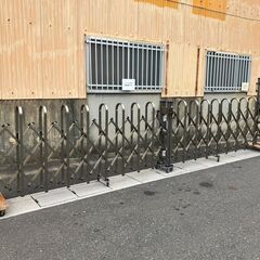 門扉 両開き アコーディオン フェンス アルミ 門扉 伸縮 ゲー...