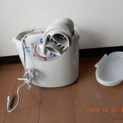 三菱ふとん乾燥機、型名AD-M40,２００２年製、の画像