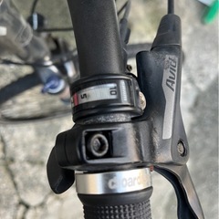 🇬🇧UK10段ギア28インチ700×35Cバイク自転車街乗り通勤車通学車🍉プロフ必要の画像