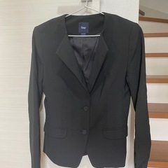 女性服　　20着以上　GAPの画像