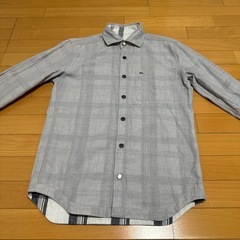 LACOSTE メンズブラウス
の画像