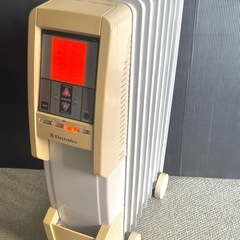 Electrolux オイルヒーター 暖房器具 8枚フィン EO...