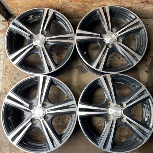 マナレイ　ROZEST 15インチ　アルミホイール