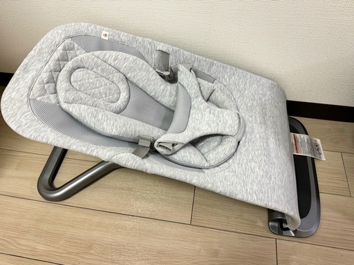 「美品」試し使用のみエルゴ　バウンサー