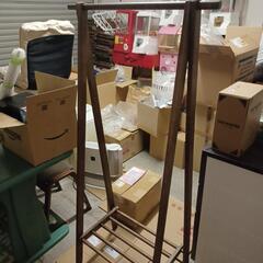 木製　衣装かけ　衣装ラック　長さ、40×75×152センチ