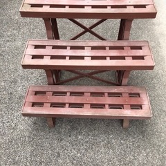 フラワースタンド　3段　2セットあります。①