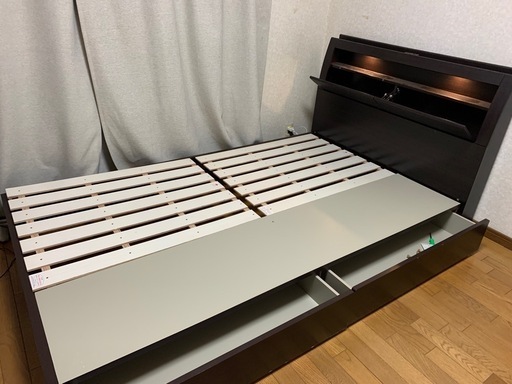 ベッド　フレーム　セミダブル