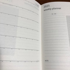 【美品】【未使用】2025年ダイアリーの画像