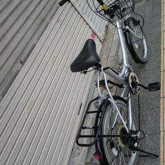 Granville[グランヴィレ]20吋 折り畳み自転車 外装6段(シルバー)の画像