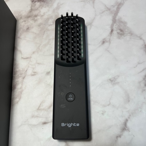 美顔器　Brighte ELEKI BRUSH 黒