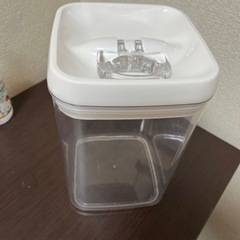 ワンタッチ保存容器