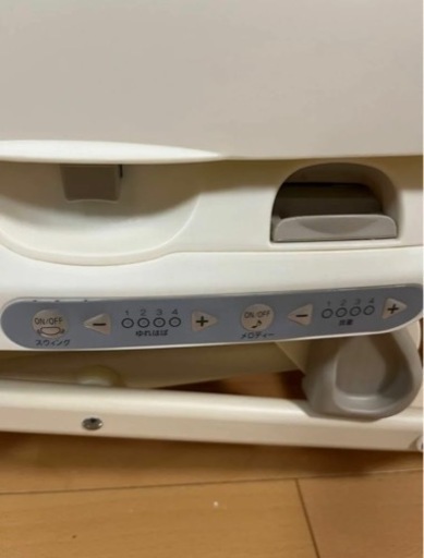 ネムリラ　コンビ　ハイローチェア　オートスイング　