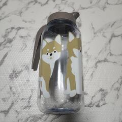 お茶ボトル
