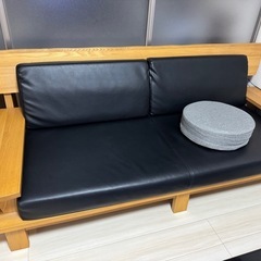 木製フレームソファ
