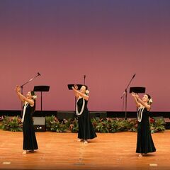 Hula Halau O Pumehana　Auli’i （火曜...