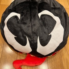 マーベル　ヴェノム　ギガザッカドームクッション