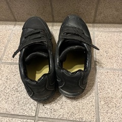 zett野球黒スパイクの画像