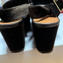 厚底サンダル　焦茶色　Mサイズ　　ベロア風素材の画像