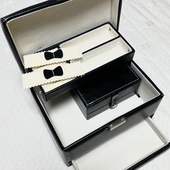 アクセサリーケースの画像