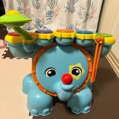 おもちゃのドラム？？